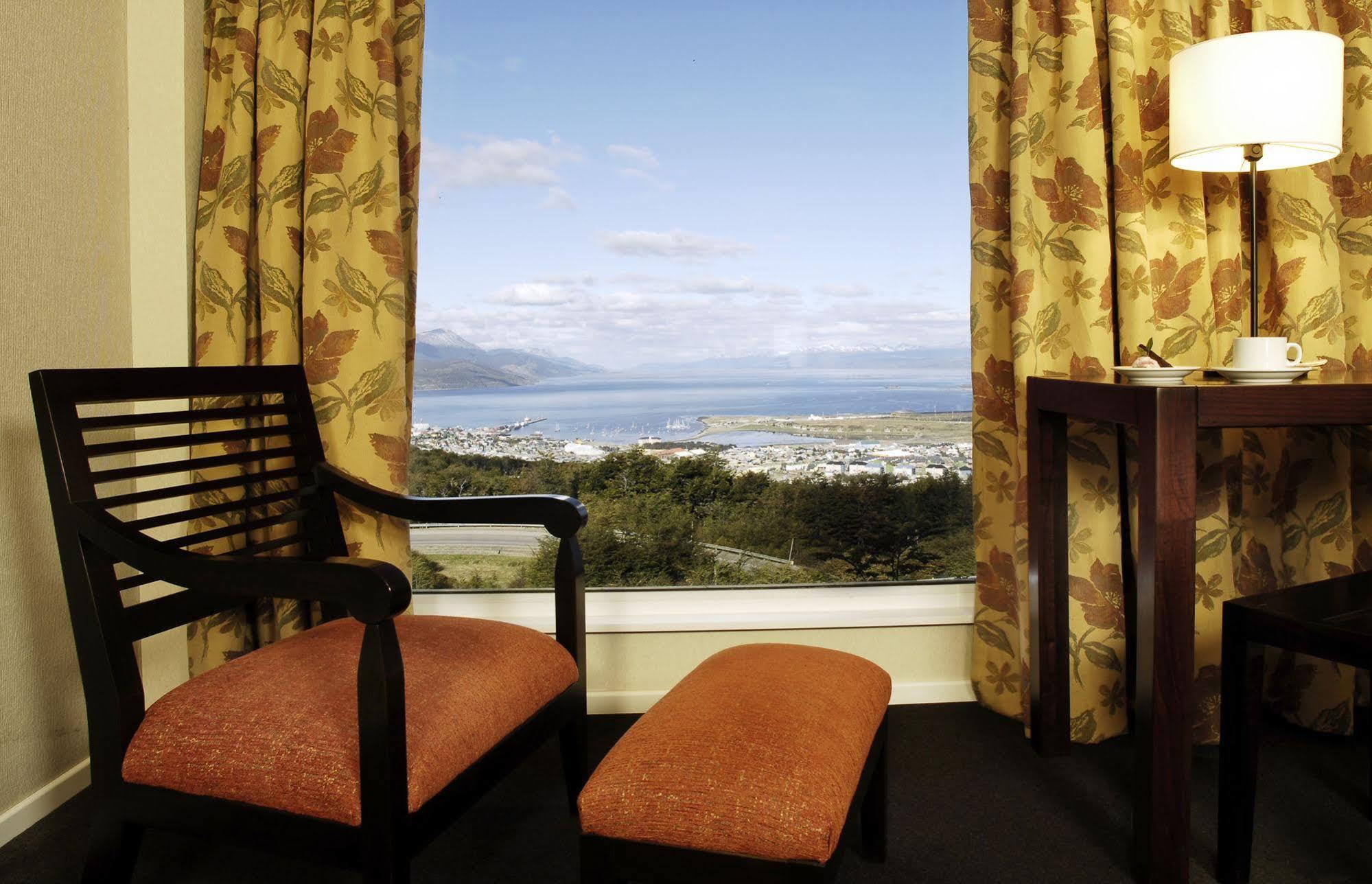 Los Acebos Ushuaia Hotel Exterior photo